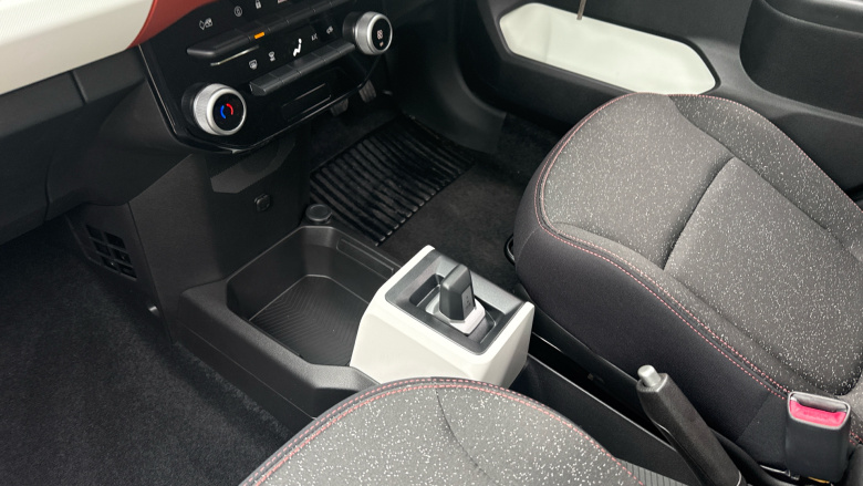 Dacia Spring 27kWh Expression 65 48kW 5dr Auto Electric Hatchback